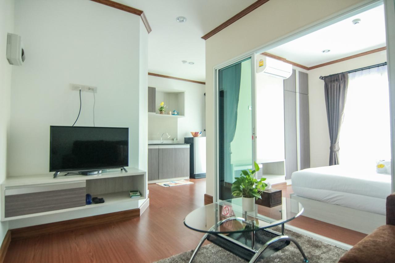 Tada Condotel Buriram Exteriér fotografie